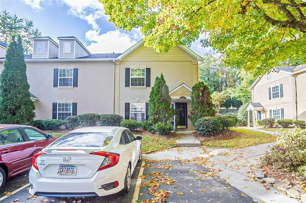 1404 Brighton Point, Atlanta, Georgia 30328, 3 Bedrooms Bedrooms, ,2 BathroomsBathrooms,Residential,Sold,1404 Brighton Point,6967149