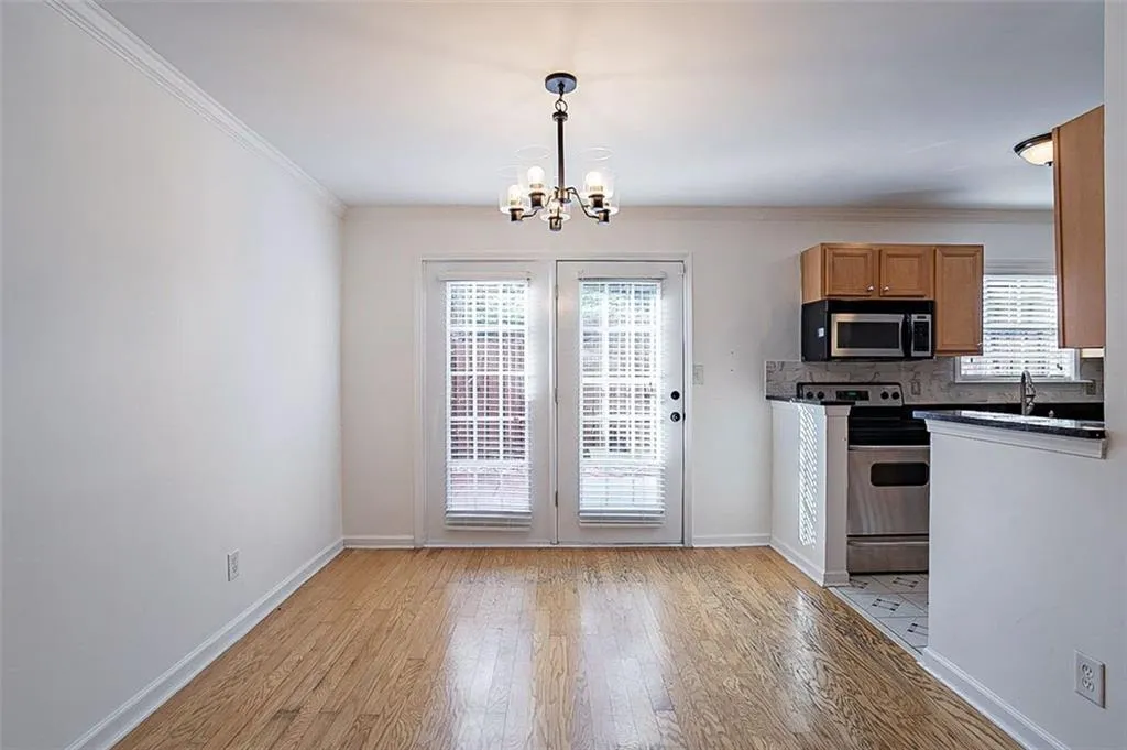 1404 Brighton Point, Atlanta, Georgia 30328, 3 Bedrooms Bedrooms, ,2 BathroomsBathrooms,Residential,Sold,1404 Brighton Point,6967149