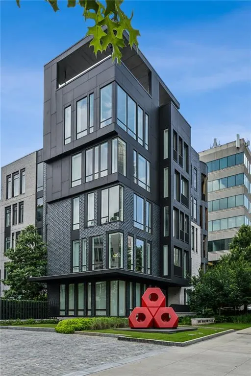 1301 Peachtree Street Ne Unit 4l, Atlanta, Georgia 30309, 3 Bedrooms Bedrooms, ,3 BathroomsBathrooms,Residential,For Sale,1301 Peachtree Street Ne Unit 4l,7600680