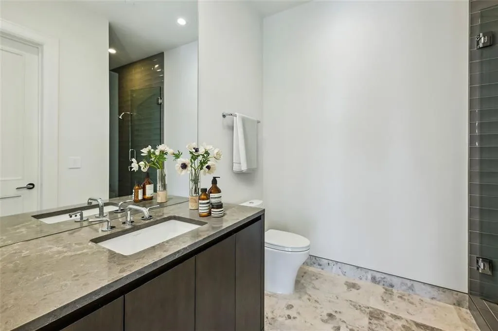 1301 Peachtree Street Ne Unit 4l, Atlanta, Georgia 30309, 3 Bedrooms Bedrooms, ,3 BathroomsBathrooms,Residential,For Sale,1301 Peachtree Street Ne Unit 4l,7600680