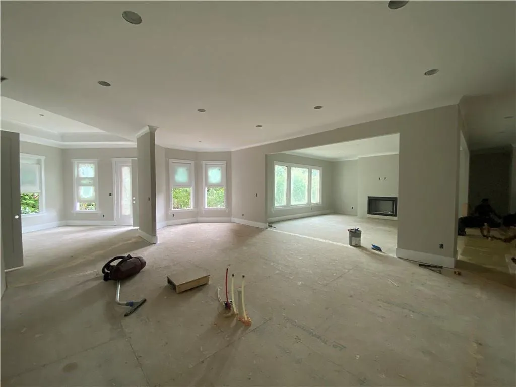 5915 Brookgreen Road, Sandy Springs, Georgia 30328, 5 Bedrooms Bedrooms, ,5 BathroomsBathrooms,Residential,Sold,5915 Brookgreen Road,6813604