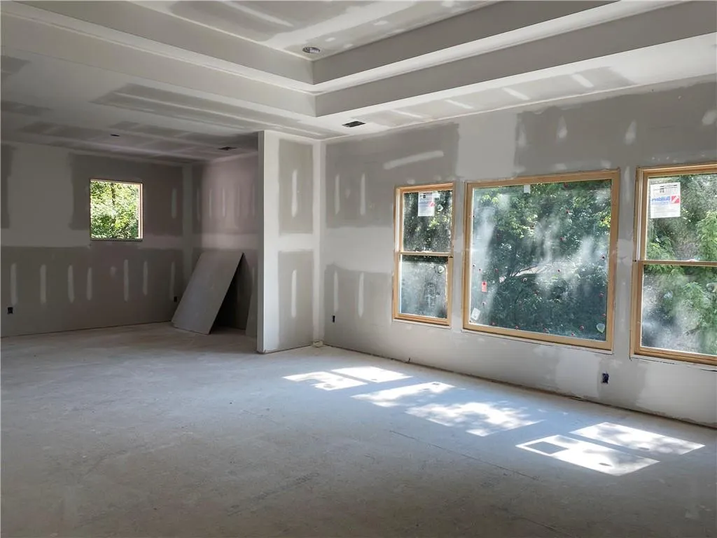 5915 Brookgreen Road, Sandy Springs, Georgia 30328, 5 Bedrooms Bedrooms, ,5 BathroomsBathrooms,Residential,Sold,5915 Brookgreen Road,6813604