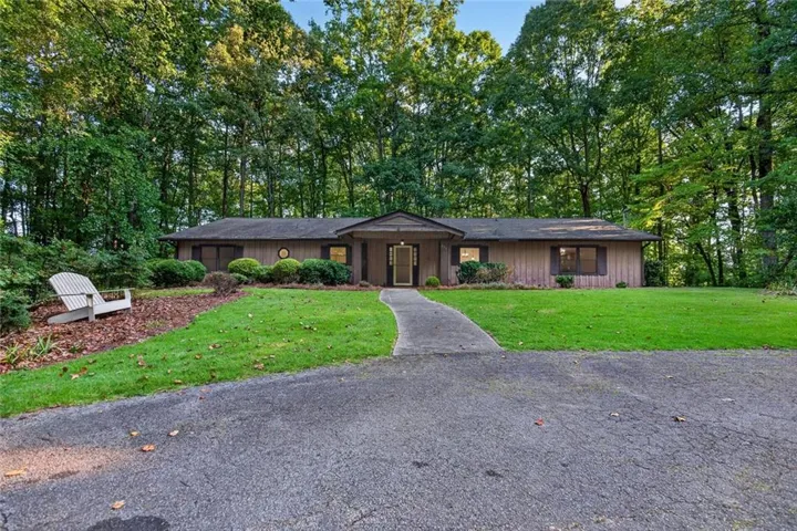536 Adams Road, Fayetteville, Georgia 30214