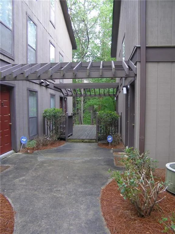 604 River Run Drive, Atlanta, Georgia 30350, 1 Bedroom Bedrooms, ,1 BathroomBathrooms,Residential,Sold,604 River Run Drive,5920567