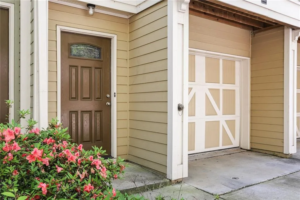 216 Semel Drive Unit 356, Atlanta, Georgia 30309, 2 Bedrooms Bedrooms, ,2 BathroomsBathrooms,Residential,Sold,216 Semel Drive Unit 356,6005264
