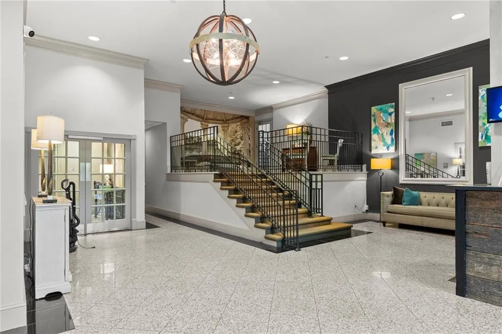 275 13th Street Ne Unit 502, Atlanta, Georgia 30309, 2 Bedrooms Bedrooms, ,1 BathroomBathrooms,Residential,For Sale,275 13th Street Ne Unit 502,7617136