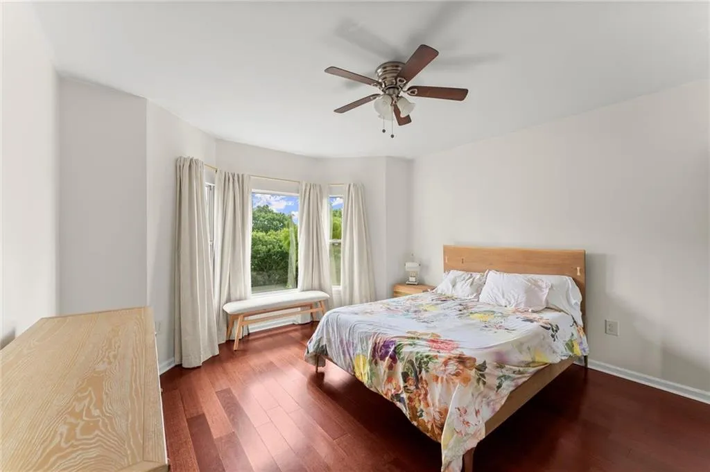 275 13th Street Ne Unit 502, Atlanta, Georgia 30309, 2 Bedrooms Bedrooms, ,1 BathroomBathrooms,Residential,For Sale,275 13th Street Ne Unit 502,7617136