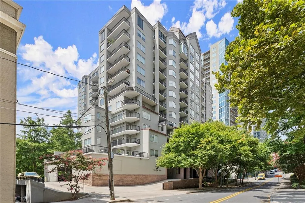 275 13th Street Ne Unit 502, Atlanta, Georgia 30309, 2 Bedrooms Bedrooms, ,1 BathroomBathrooms,Residential,For Sale,275 13th Street Ne Unit 502,7617136