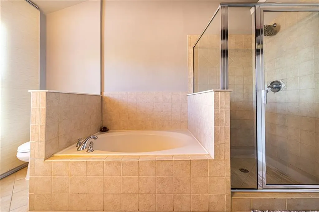 224 Le Gran View, Atlanta, Georgia 30328, 3 Bedrooms Bedrooms, ,2 BathroomsBathrooms,Residential,Sold,224 Le Gran View,6945803