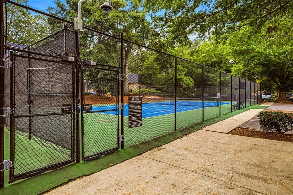 Tennis & Pickle Ball