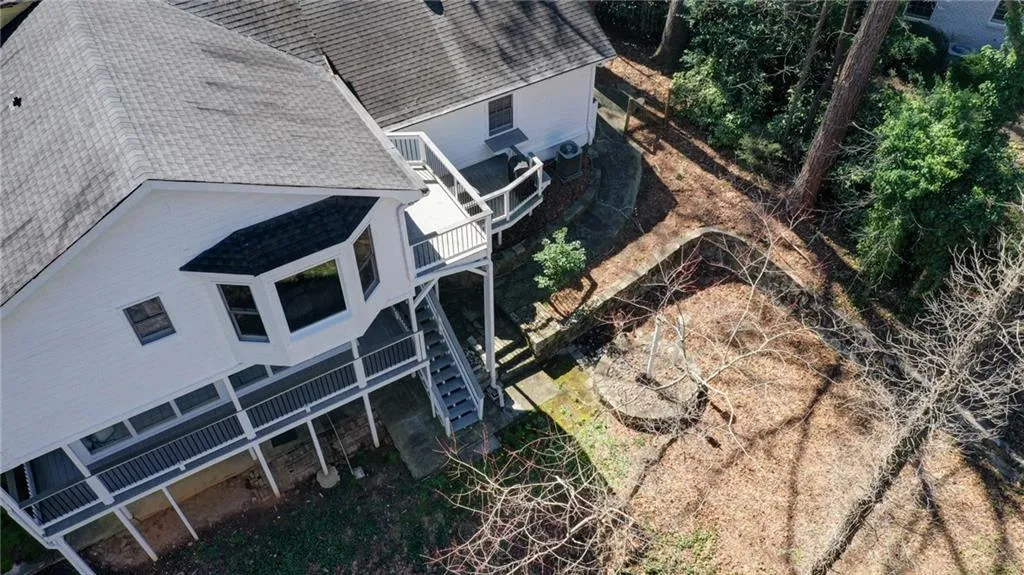 565 Tanacrest Circle, Sandy Springs, Georgia 30328, 5 Bedrooms Bedrooms, ,3 BathroomsBathrooms,Residential,Sold,565 Tanacrest Circle,7016580