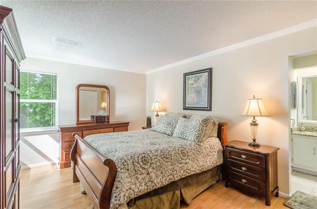 86 Dunwoody Springs Drive Unit 86, Sandy Springs, Georgia 30328, 3 Bedrooms Bedrooms, ,2 BathroomsBathrooms,Residential,Sold,86 Dunwoody Springs Drive Unit 86,5691914