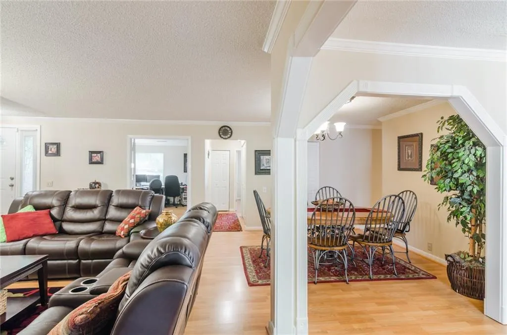 86 Dunwoody Springs Drive Unit 86, Sandy Springs, Georgia 30328, 3 Bedrooms Bedrooms, ,2 BathroomsBathrooms,Residential,Sold,86 Dunwoody Springs Drive Unit 86,5691914