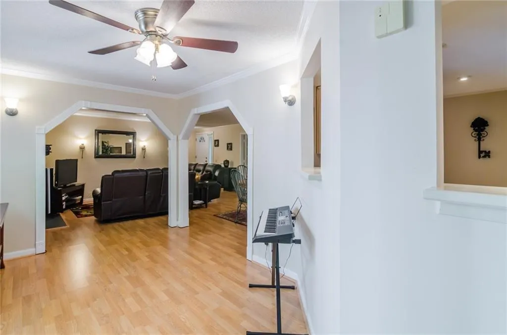 86 Dunwoody Springs Drive Unit 86, Sandy Springs, Georgia 30328, 3 Bedrooms Bedrooms, ,2 BathroomsBathrooms,Residential,Sold,86 Dunwoody Springs Drive Unit 86,5691914