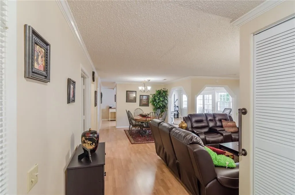 86 Dunwoody Springs Drive Unit 86, Sandy Springs, Georgia 30328, 3 Bedrooms Bedrooms, ,2 BathroomsBathrooms,Residential,Sold,86 Dunwoody Springs Drive Unit 86,5691914