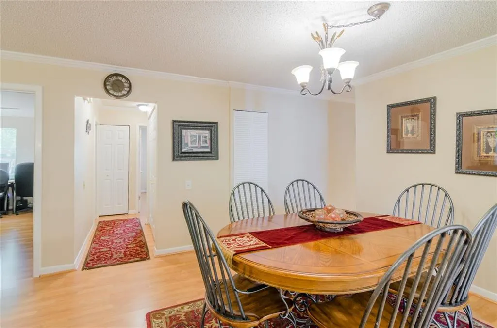 86 Dunwoody Springs Drive Unit 86, Sandy Springs, Georgia 30328, 3 Bedrooms Bedrooms, ,2 BathroomsBathrooms,Residential,Sold,86 Dunwoody Springs Drive Unit 86,5691914