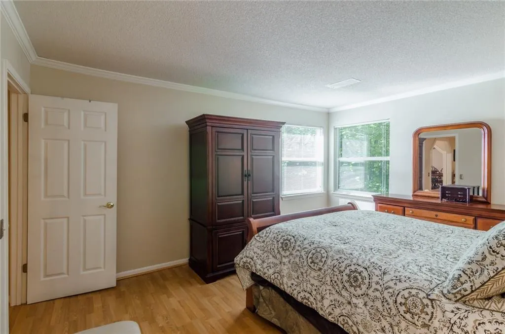 86 Dunwoody Springs Drive Unit 86, Sandy Springs, Georgia 30328, 3 Bedrooms Bedrooms, ,2 BathroomsBathrooms,Residential,Sold,86 Dunwoody Springs Drive Unit 86,5691914