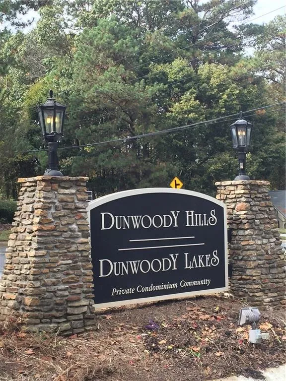 1109 Gettysburg Place, Sandy Springs, Georgia 30350, 2 Bedrooms Bedrooms, ,2 BathroomsBathrooms,Residential,Sold,1109 Gettysburg Place,5773060