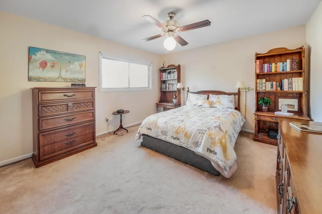 5400 Roswell Road Unit A4, Sandy Springs, Georgia 30342, 2 Bedrooms Bedrooms, ,1 BathroomBathrooms,Residential,Sold,5400 Roswell Road Unit A4,6831340