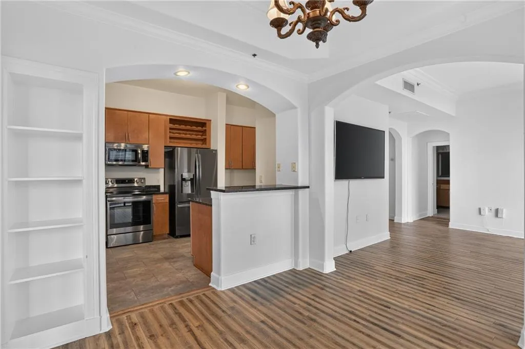 3445 Stratford Road Ne Unit 2307, Atlanta, Georgia 30326, 2 Bedrooms Bedrooms, 0 ,2 BathroomsBathrooms,Residential,For Sale,3445 Stratford Road Ne Unit 2307,7832340