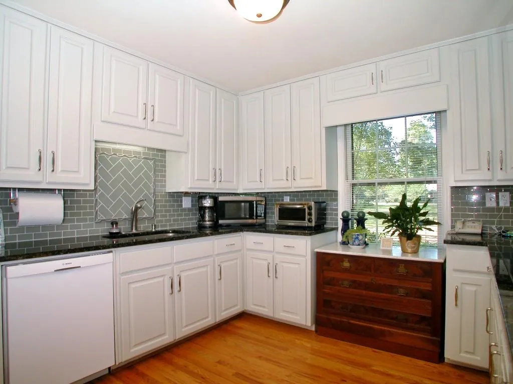 635 Wyncourtney Drive, Sandy Springs, Georgia 30328, 3 Bedrooms Bedrooms, ,2 BathroomsBathrooms,Residential,Sold,635 Wyncourtney Drive,5594542
