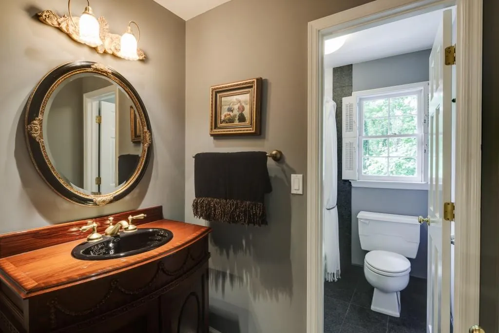 3195 Spalding Drive, Atlanta, Georgia 30350, 5 Bedrooms Bedrooms, ,4 BathroomsBathrooms,Residential,Sold,3195 Spalding Drive,7201899