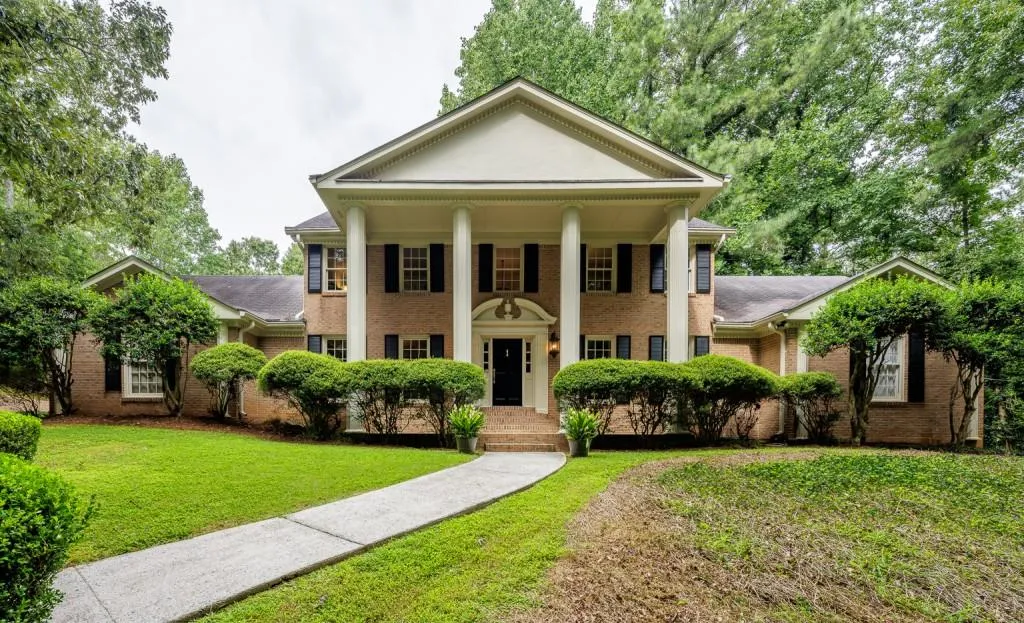 3195 Spalding Drive, Atlanta, Georgia 30350, 5 Bedrooms Bedrooms, ,4 BathroomsBathrooms,Residential,Sold,3195 Spalding Drive,7201899