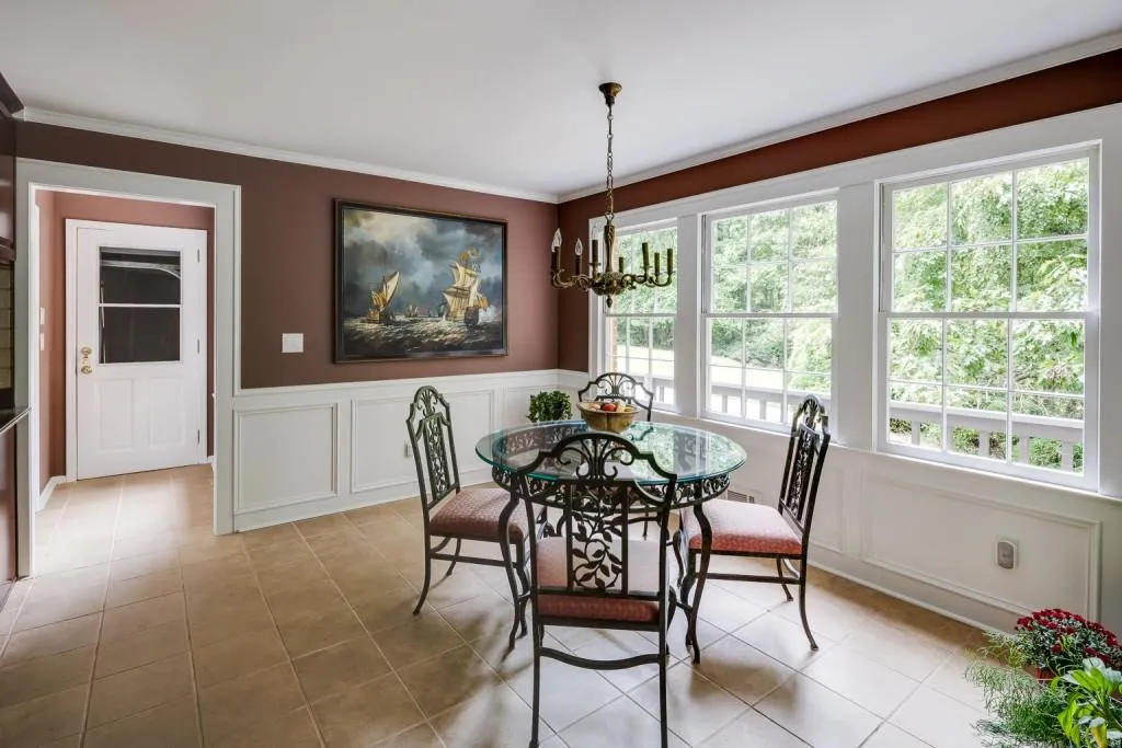 3195 Spalding Drive, Atlanta, Georgia 30350, 5 Bedrooms Bedrooms, ,4 BathroomsBathrooms,Residential,Sold,3195 Spalding Drive,7201899