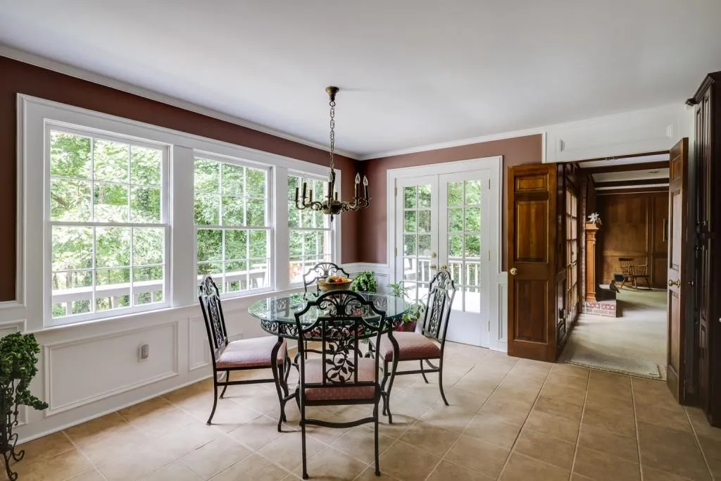 3195 Spalding Drive, Atlanta, Georgia 30350, 5 Bedrooms Bedrooms, ,4 BathroomsBathrooms,Residential,Sold,3195 Spalding Drive,7201899