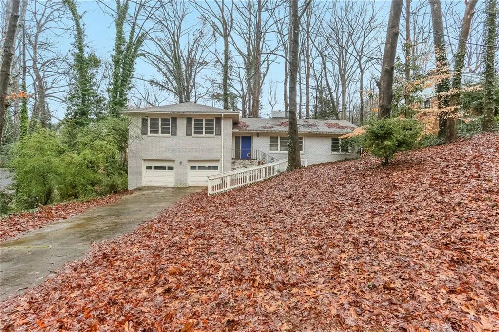 5535 Sherrell Drive, Atlanta, Georgia 30342, 3 Bedrooms Bedrooms, ,2 BathroomsBathrooms,Residential,Sold,5535 Sherrell Drive,6511433