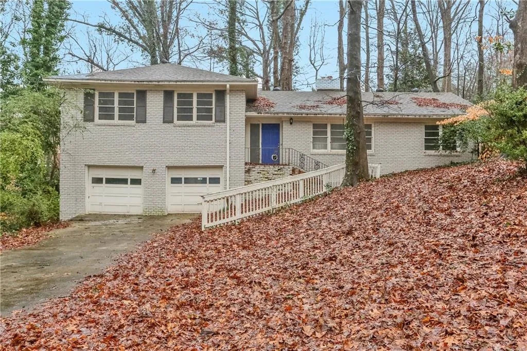 5535 Sherrell Drive, Atlanta, Georgia 30342, 3 Bedrooms Bedrooms, ,2 BathroomsBathrooms,Residential,Sold,5535 Sherrell Drive,6511433