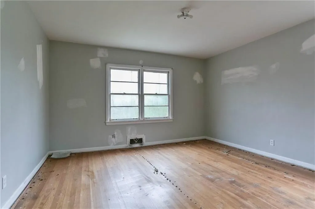5535 Sherrell Drive, Atlanta, Georgia 30342, 3 Bedrooms Bedrooms, ,2 BathroomsBathrooms,Residential,Sold,5535 Sherrell Drive,6511433