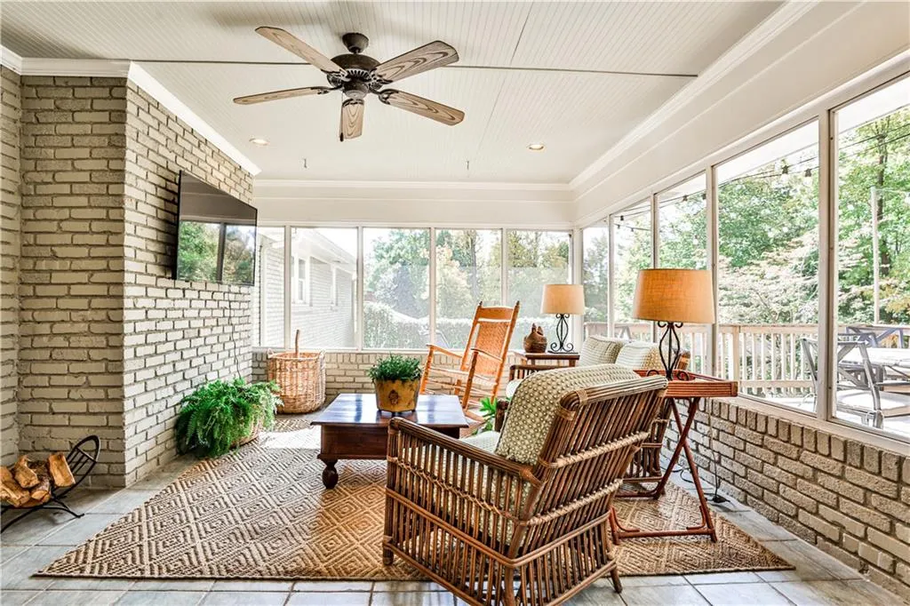 4750 Brinkley Lane, Atlanta, Georgia 30342, 3 Bedrooms Bedrooms, ,2 BathroomsBathrooms,Residential,Sold,4750 Brinkley Lane,7137083