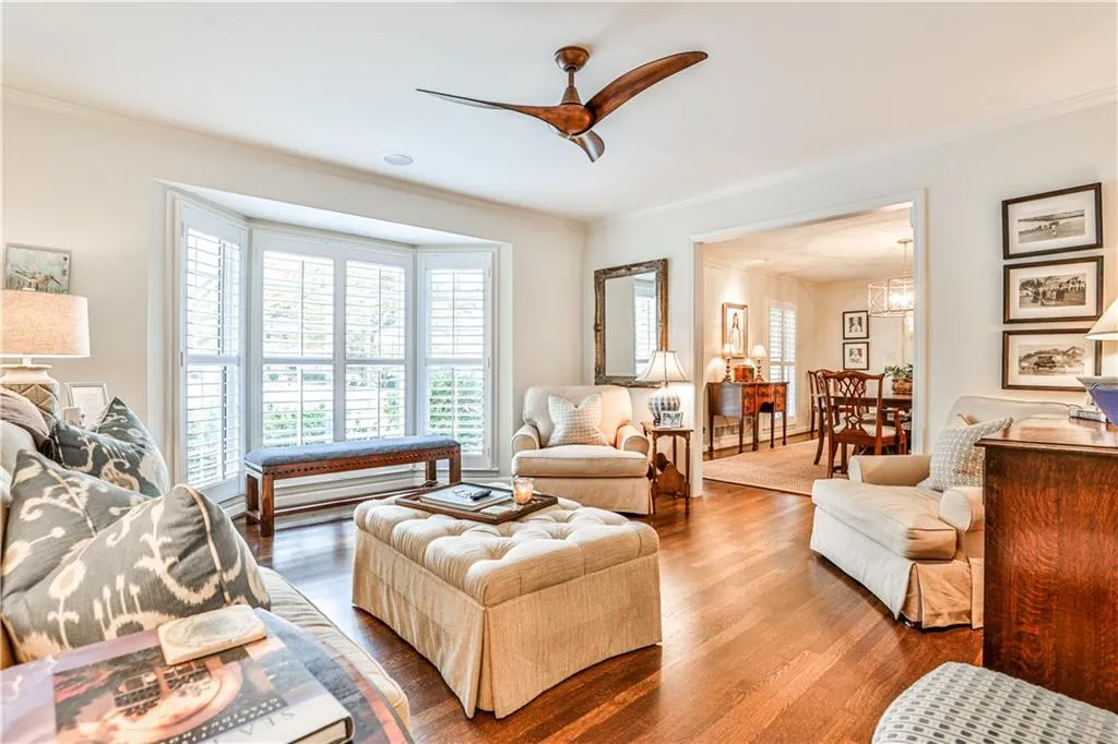 4750 Brinkley Lane, Atlanta, Georgia 30342, 3 Bedrooms Bedrooms, ,2 BathroomsBathrooms,Residential,Sold,4750 Brinkley Lane,7137083