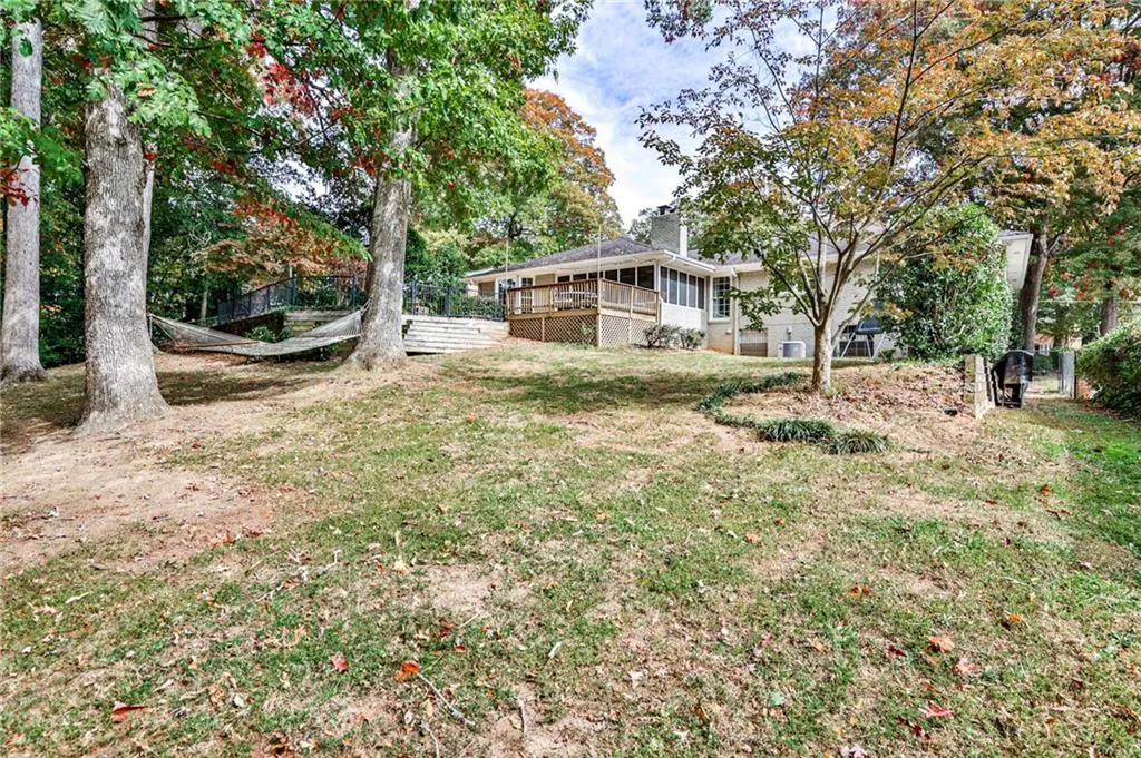 4750 Brinkley Lane, Atlanta, Georgia 30342, 3 Bedrooms Bedrooms, ,2 BathroomsBathrooms,Residential,Sold,4750 Brinkley Lane,7137083