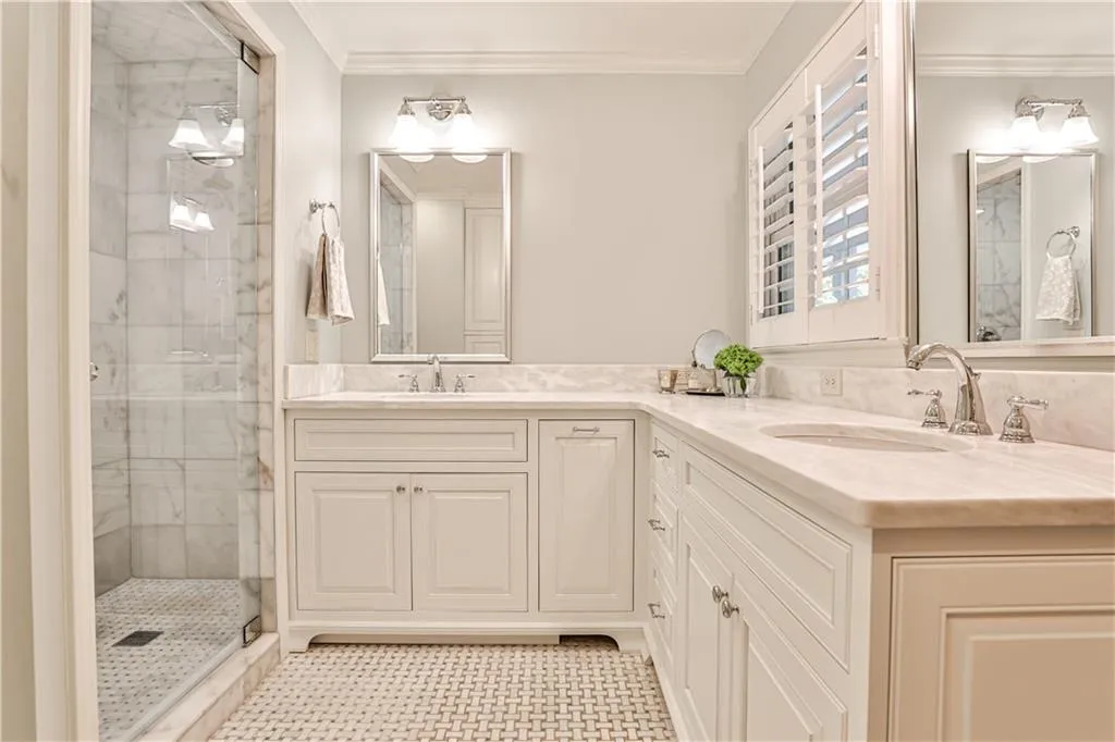 4750 Brinkley Lane, Atlanta, Georgia 30342, 3 Bedrooms Bedrooms, ,2 BathroomsBathrooms,Residential,Sold,4750 Brinkley Lane,7137083