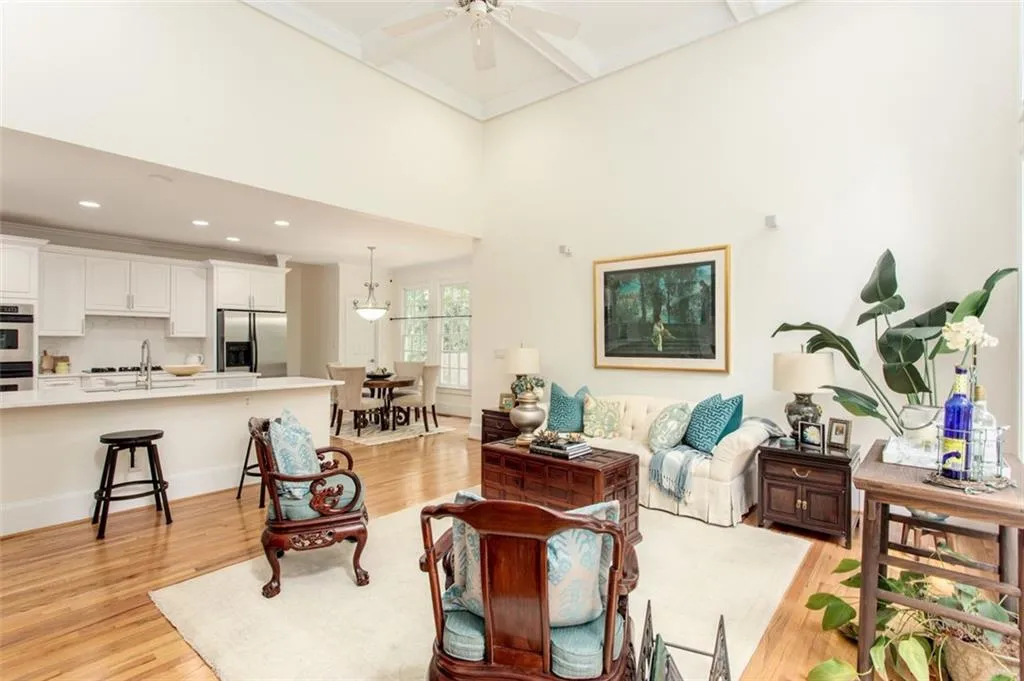 635 Regency Forest Court, Atlanta, Georgia 30342, 4 Bedrooms Bedrooms, ,3 BathroomsBathrooms,Residential,Sold,635 Regency Forest Court,6928153