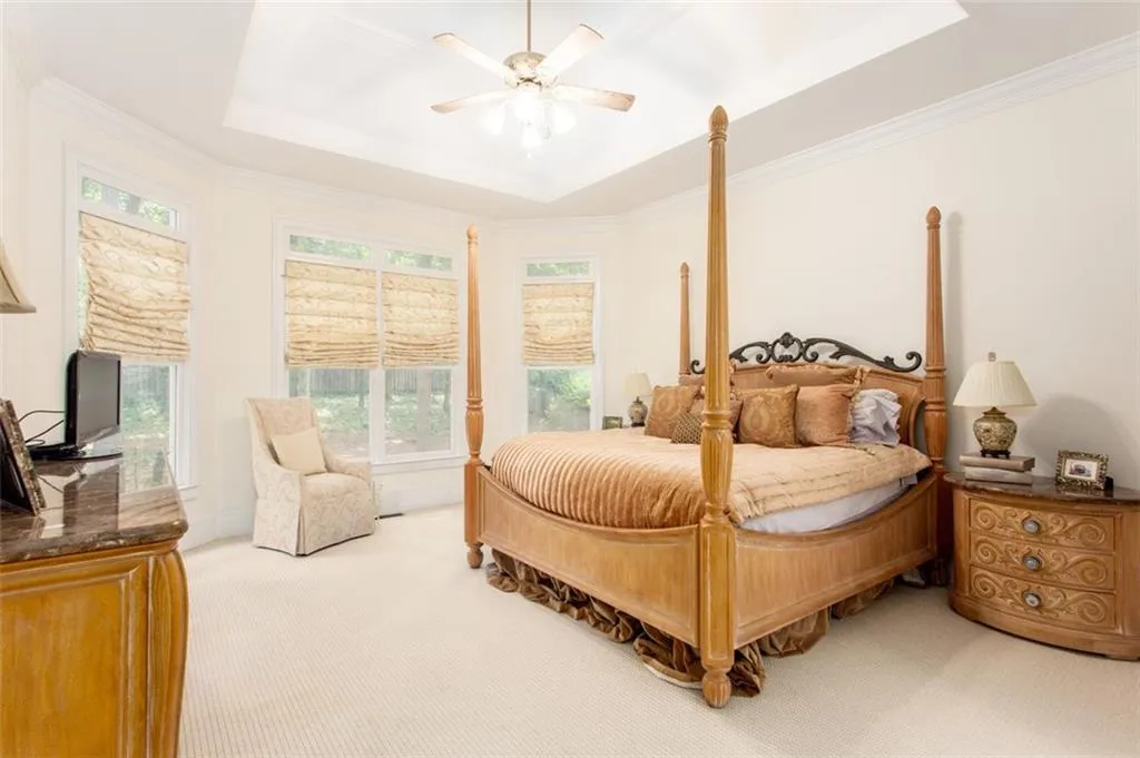 635 Regency Forest Court, Atlanta, Georgia 30342, 4 Bedrooms Bedrooms, ,3 BathroomsBathrooms,Residential,Sold,635 Regency Forest Court,6928153
