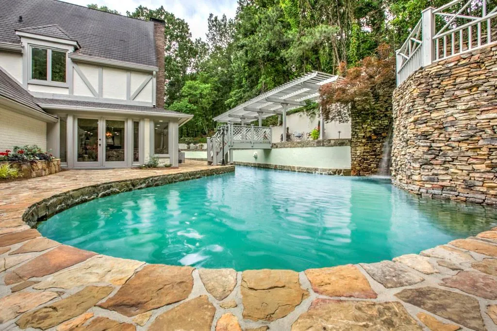 5755 Heards Forest Drive, Atlanta, Georgia 30328, 4 Bedrooms Bedrooms, ,5 BathroomsBathrooms,Residential,Sold,5755 Heards Forest Drive,6031982