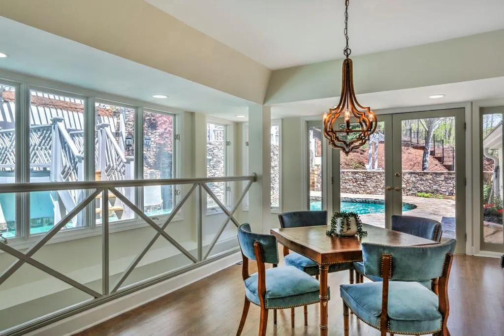 5755 Heards Forest Drive, Atlanta, Georgia 30328, 4 Bedrooms Bedrooms, ,5 BathroomsBathrooms,Residential,Sold,5755 Heards Forest Drive,6031982