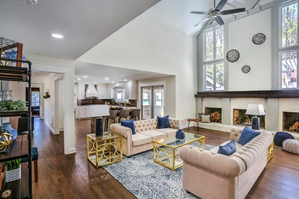 5755 Heards Forest Drive, Atlanta, Georgia 30328, 4 Bedrooms Bedrooms, ,5 BathroomsBathrooms,Residential,Sold,5755 Heards Forest Drive,6031982