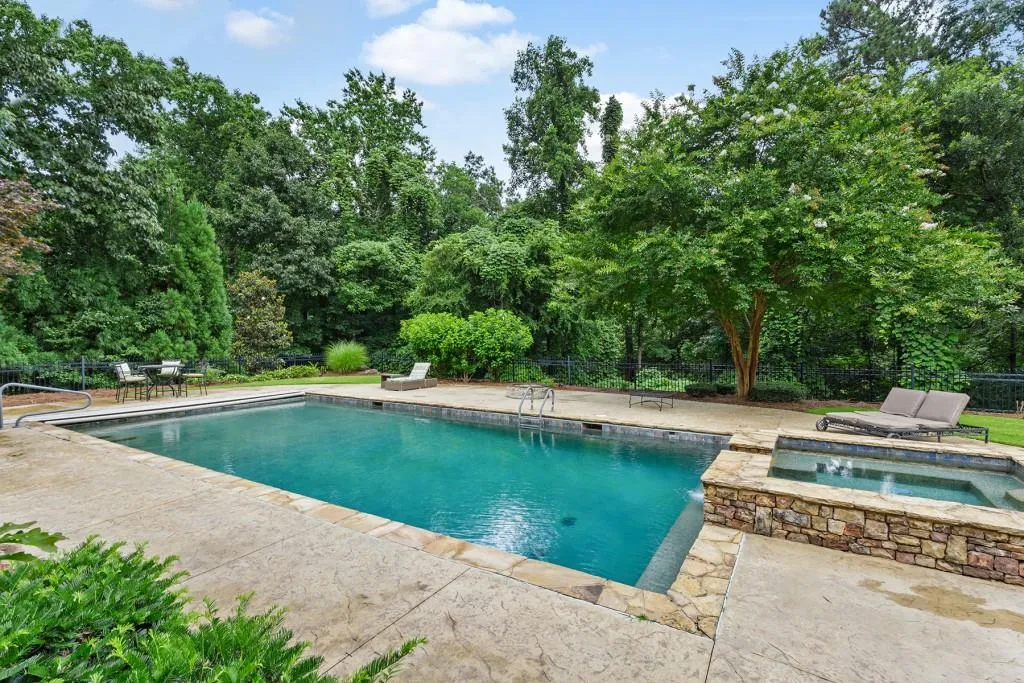 335 Crosstree Lane, Atlanta, Georgia 30328, 5 Bedrooms Bedrooms, ,4 BathroomsBathrooms,Residential,Sold,335 Crosstree Lane,6914339