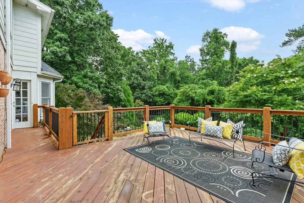 335 Crosstree Lane, Atlanta, Georgia 30328, 5 Bedrooms Bedrooms, ,4 BathroomsBathrooms,Residential,Sold,335 Crosstree Lane,6914339