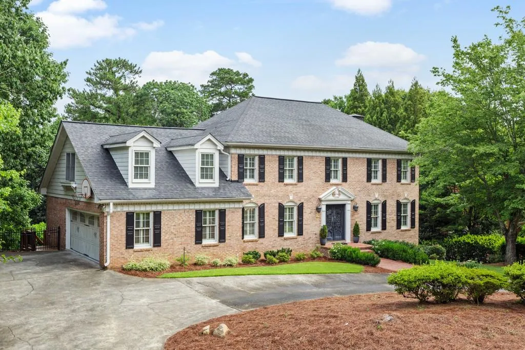335 Crosstree Lane, Atlanta, Georgia 30328, 5 Bedrooms Bedrooms, ,4 BathroomsBathrooms,Residential,Sold,335 Crosstree Lane,6914339