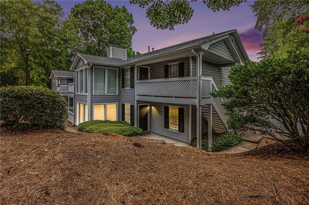 608 Natchez Trace, Atlanta, Georgia 30350, 2 Bedrooms Bedrooms, ,2 BathroomsBathrooms,Residential,Sold,608 Natchez Trace,7429195