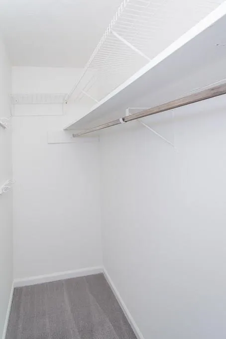 6700 Roswell Road Unit 6d, Sandy Springs, Georgia 30328, 3 Bedrooms Bedrooms, ,2 BathroomsBathrooms,Residential,Sold,6700 Roswell Road Unit 6d,5931801