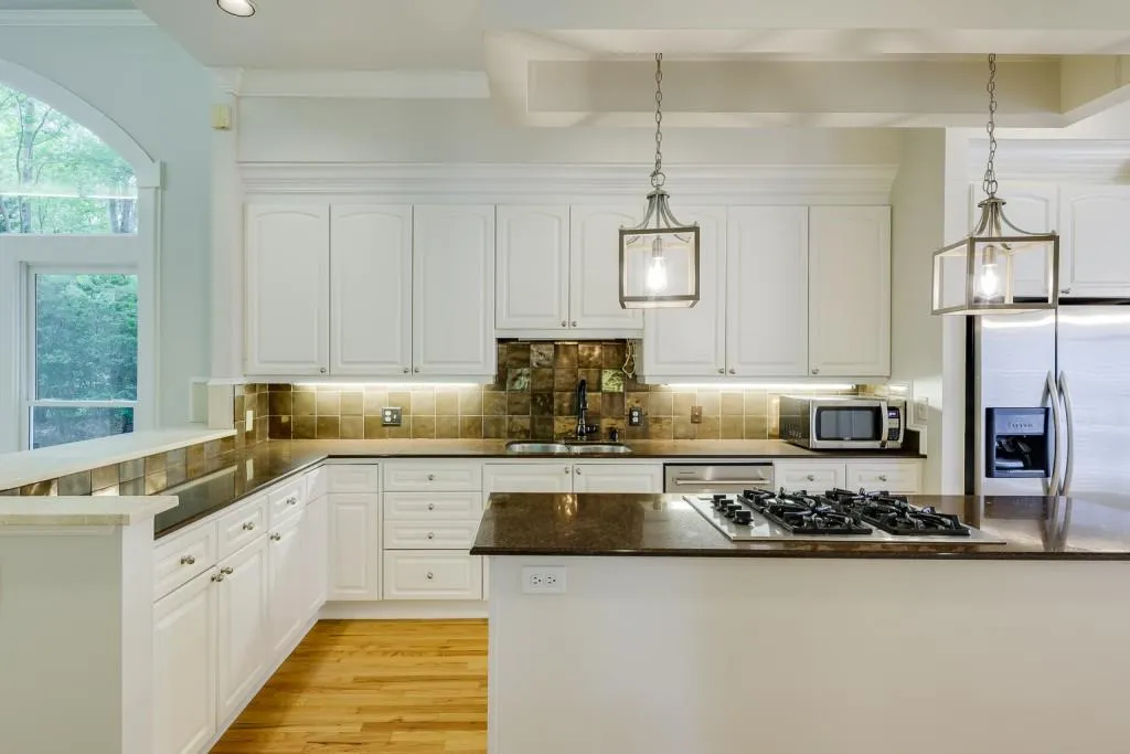 27 Greenland Trace, Atlanta, Georgia 30342, 3 Bedrooms Bedrooms, ,3 BathroomsBathrooms,Residential,Sold,27 Greenland Trace,7083953