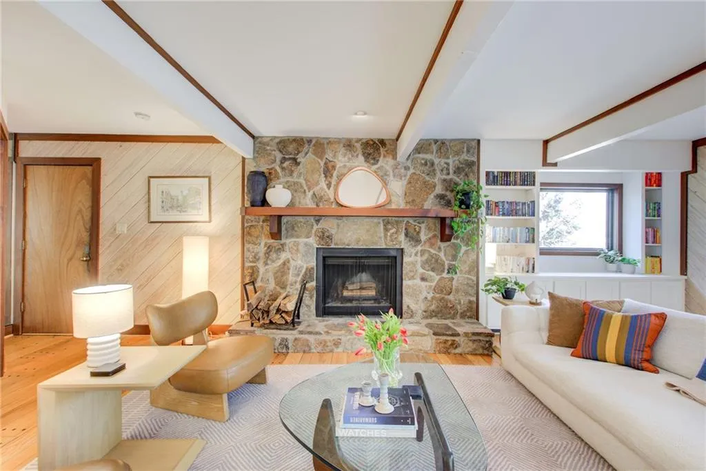 The perfect keeping room off the garage and kitchen