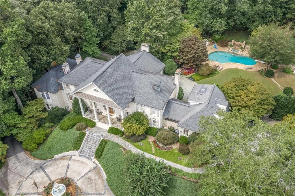 5695 Glen Errol Road, Sandy Springs, Georgia 30327, 7 Bedrooms Bedrooms, ,6 BathroomsBathrooms,Residential,Sold,5695 Glen Errol Road,6917834