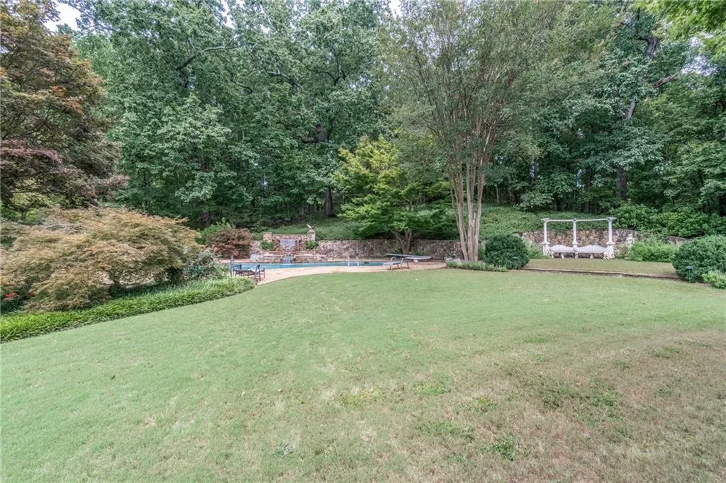 5695 Glen Errol Road, Sandy Springs, Georgia 30327, 7 Bedrooms Bedrooms, ,6 BathroomsBathrooms,Residential,Sold,5695 Glen Errol Road,6917834